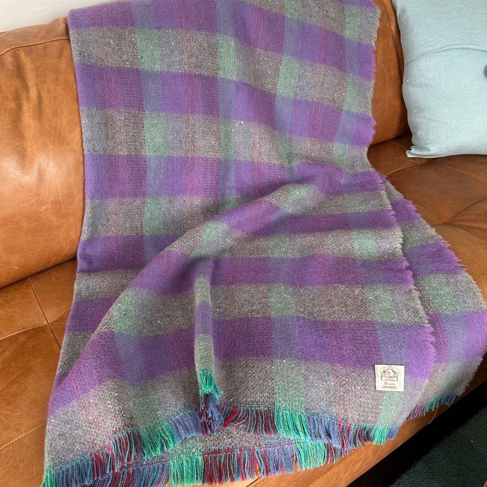 Cambrian Woollen Mill Purple and Green 100% Wool Throw/Blanket